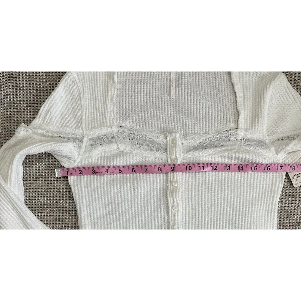 NWT Free People Women’s M Ivory Waffle Knit Lace Button Front Top Boho Coastal